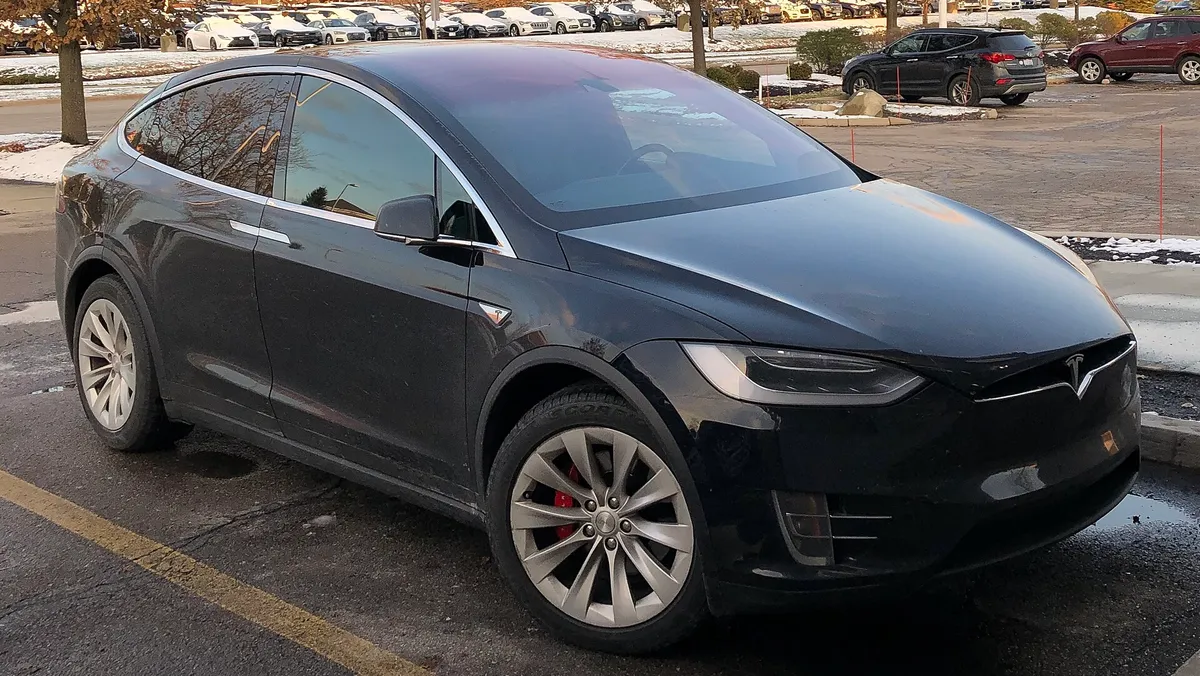 The front of a gray Tesla Model X P90D